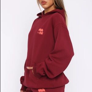 White Fox Capsule 9 Star Of The Moment Oversized Hoodie Burgundy